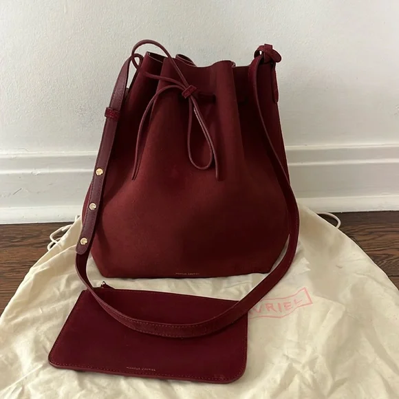 Mansur Gavriel Suede Bucket Bag in burgundy - Picture 2 of 9